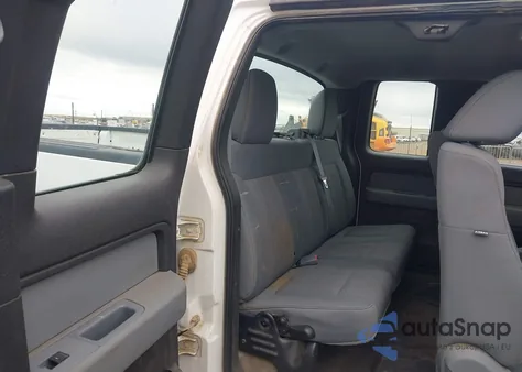 2011 Ford F-150 Xl из США, поврежденный, VIN 1FTFX1EF1BFC74056